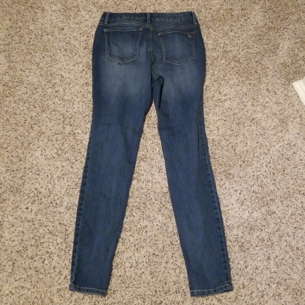 Jeans - Picture 2 of 2